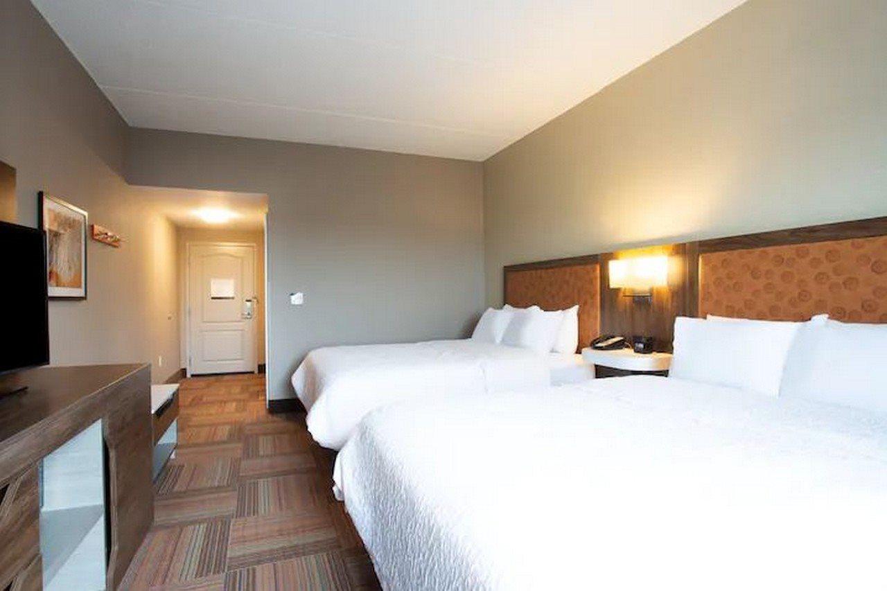 Hampton Inn Watertown Zewnętrze zdjęcie