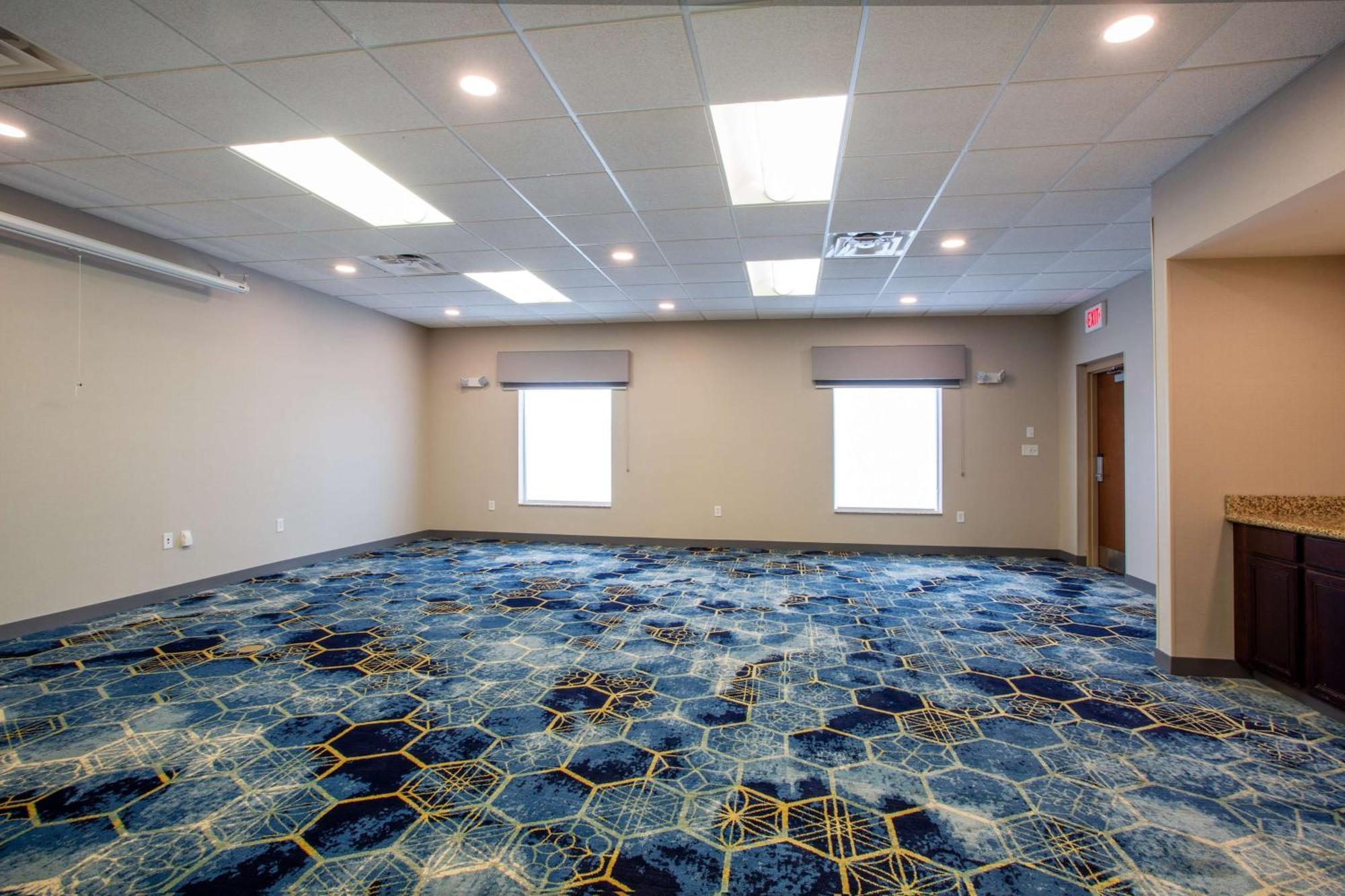Hampton Inn Watertown Zewnętrze zdjęcie