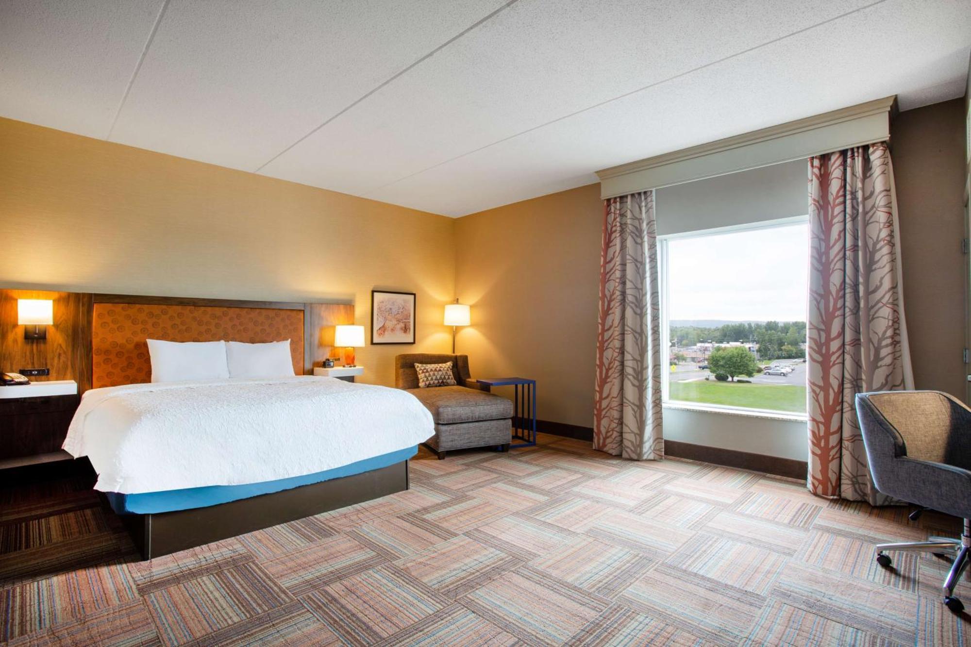 Hampton Inn Watertown Zewnętrze zdjęcie