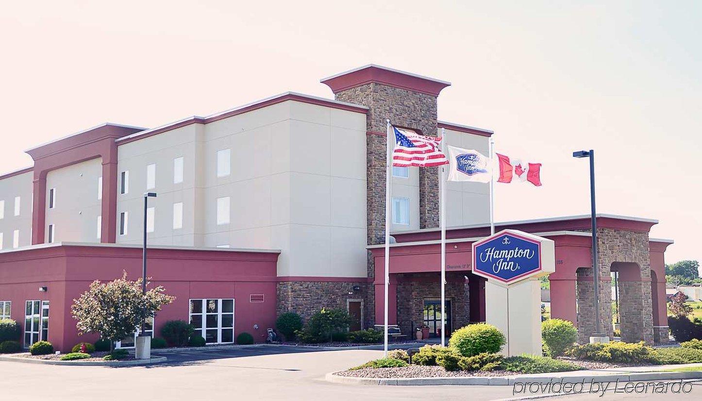 Hampton Inn Watertown Zewnętrze zdjęcie