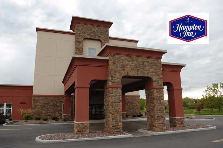 Hampton Inn Watertown Zewnętrze zdjęcie