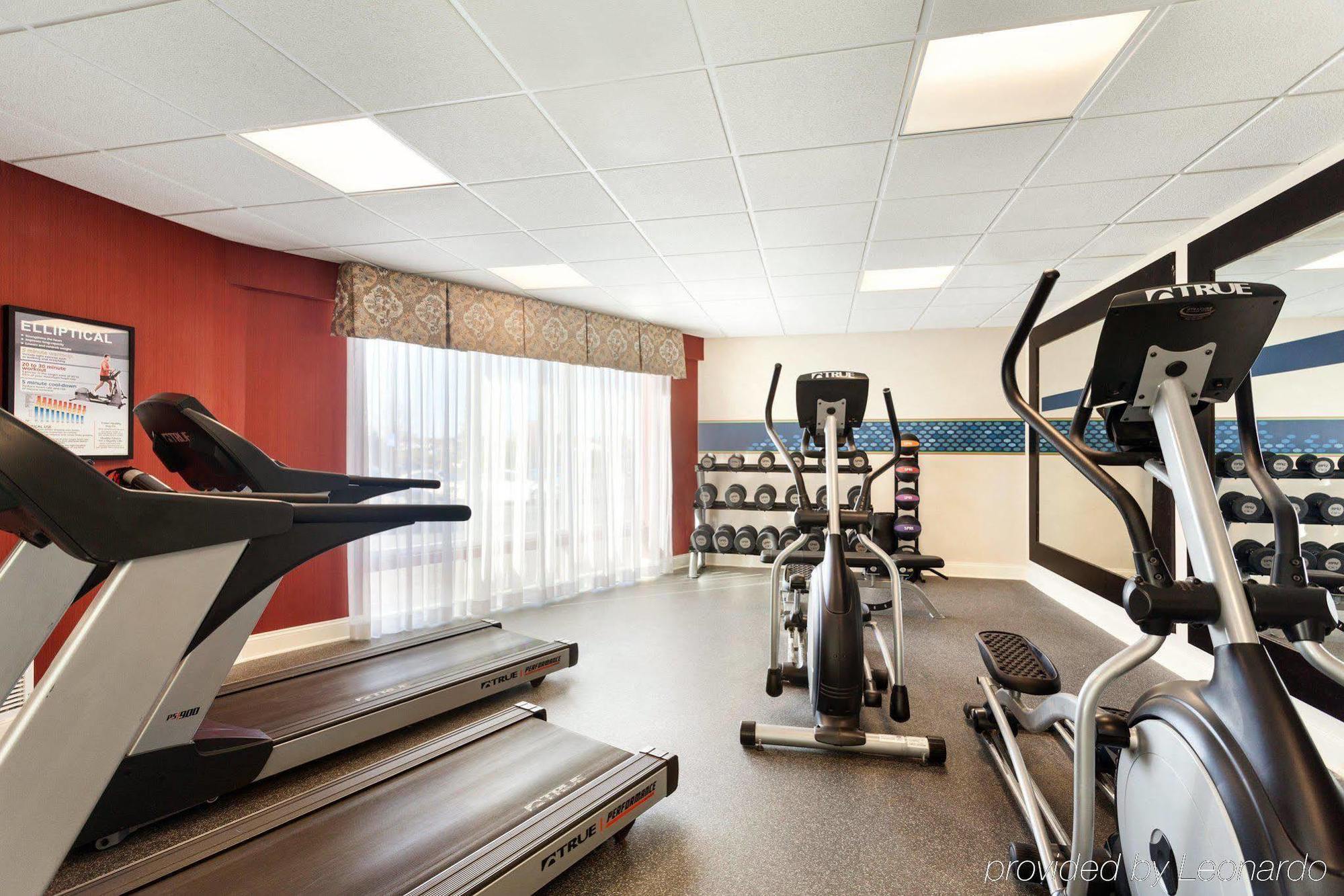 Hampton Inn Watertown Zewnętrze zdjęcie