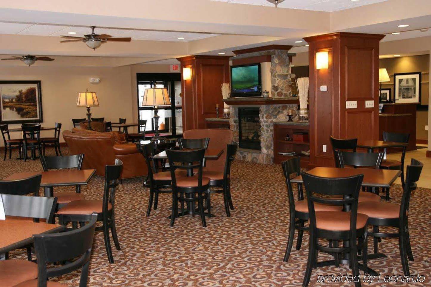 Hampton Inn Watertown Zewnętrze zdjęcie